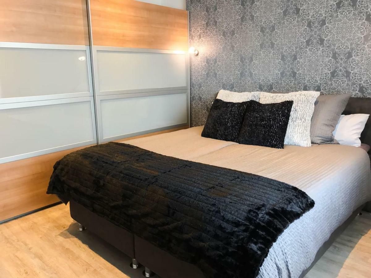 Schoene, Neue Ferienwohnung Am Rhein Und Mit Balkon ビンゲン・アム・ライン エクステリア 写真