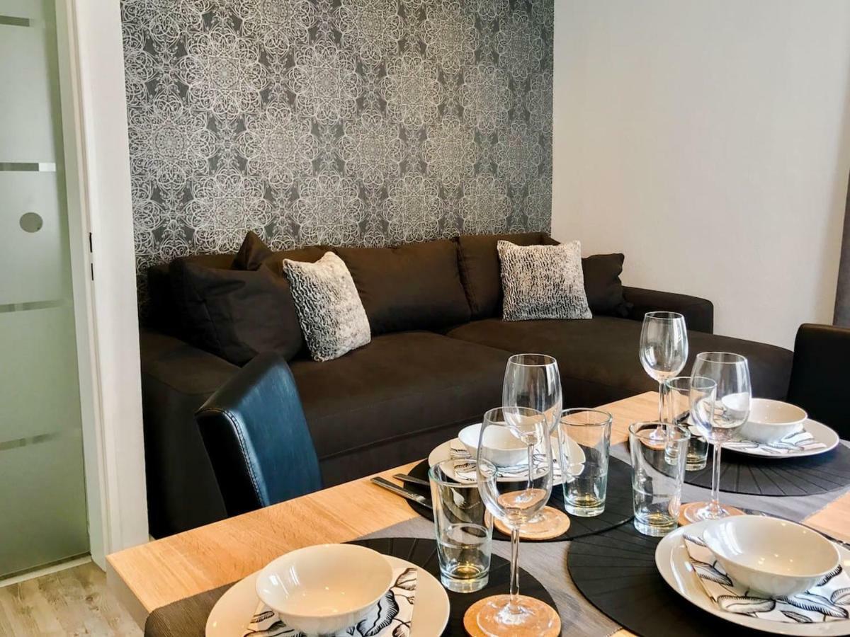 Schoene, Neue Ferienwohnung Am Rhein Und Mit Balkon ビンゲン・アム・ライン エクステリア 写真