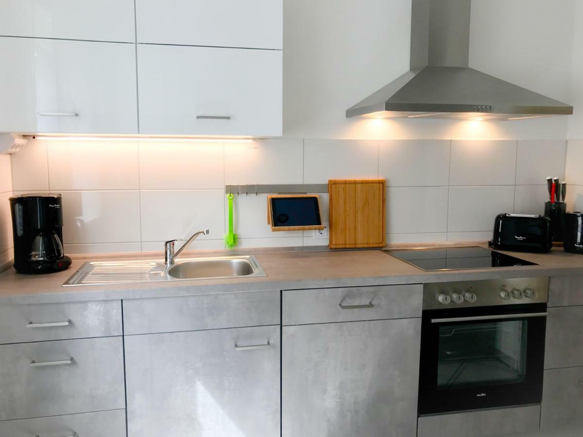 Schoene, Neue Ferienwohnung Am Rhein Und Mit Balkon ビンゲン・アム・ライン エクステリア 写真